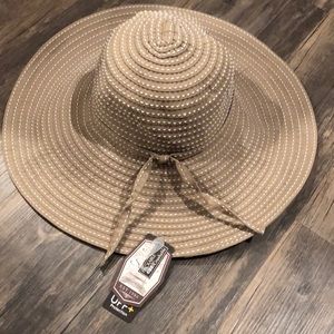 NWT Beautiful summer hat